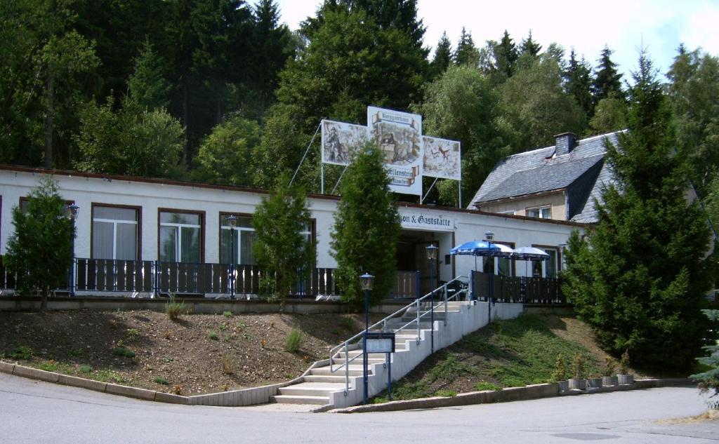Pension Und Berggasthaus Kapellenstein Geyer Exterior photo