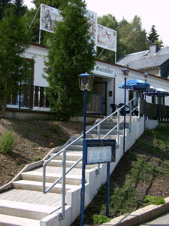 Pension Und Berggasthaus Kapellenstein Geyer Exterior photo